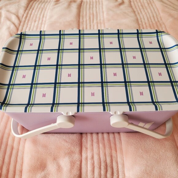 Bts Other - BTS Official ARMY MEMBERSHIP PACK MERCH BOX 2 “Picnic Basket Set”